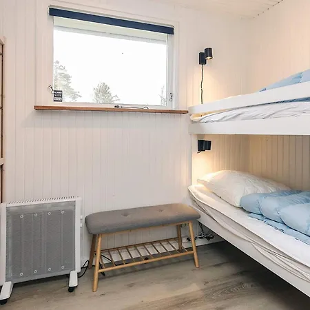 6 Person In L Kken Løkken